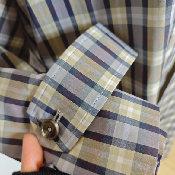 The Row Women’s Tavishina checked silk-blend coat - Picture 9 of 11